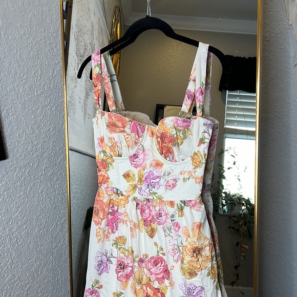 HOUSE OF CB 'Elia' Ivory Floral Midi Sundress NWOT - Picture 9 of 14